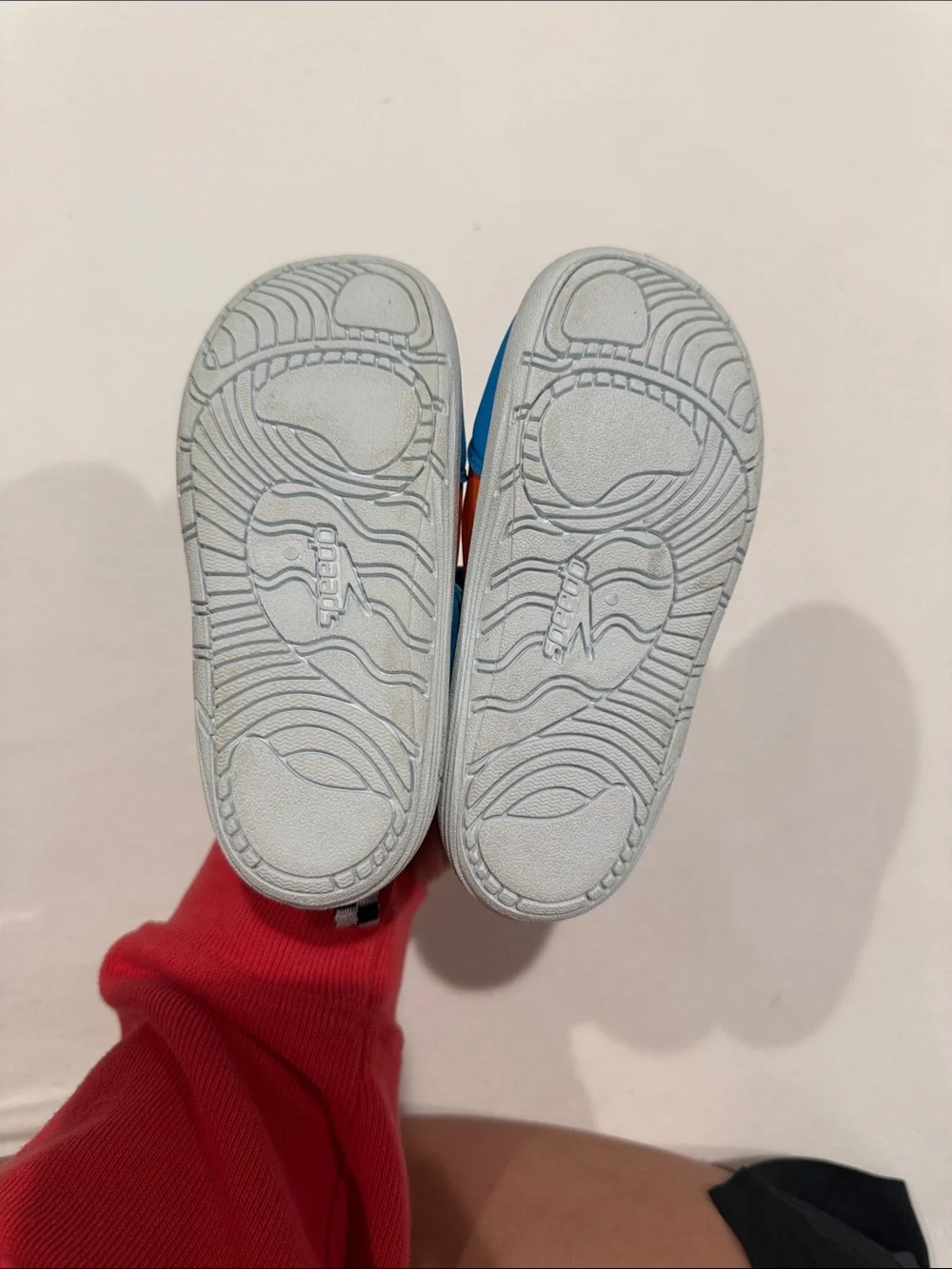 Speedo Kids Blue & Orange Slip-On Water Shoes with Velcro Strap Size 7/8